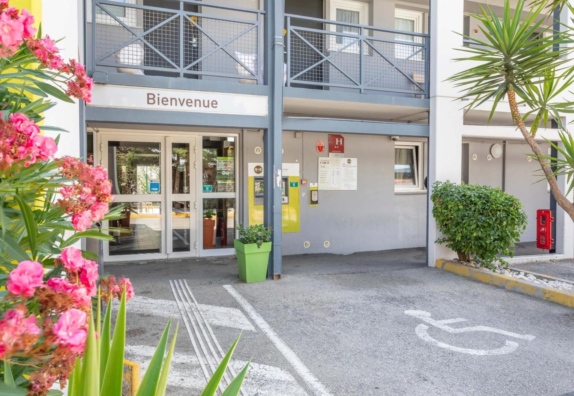 B&B Hôtel Toulon La Seyne sur Mer Exterior foto